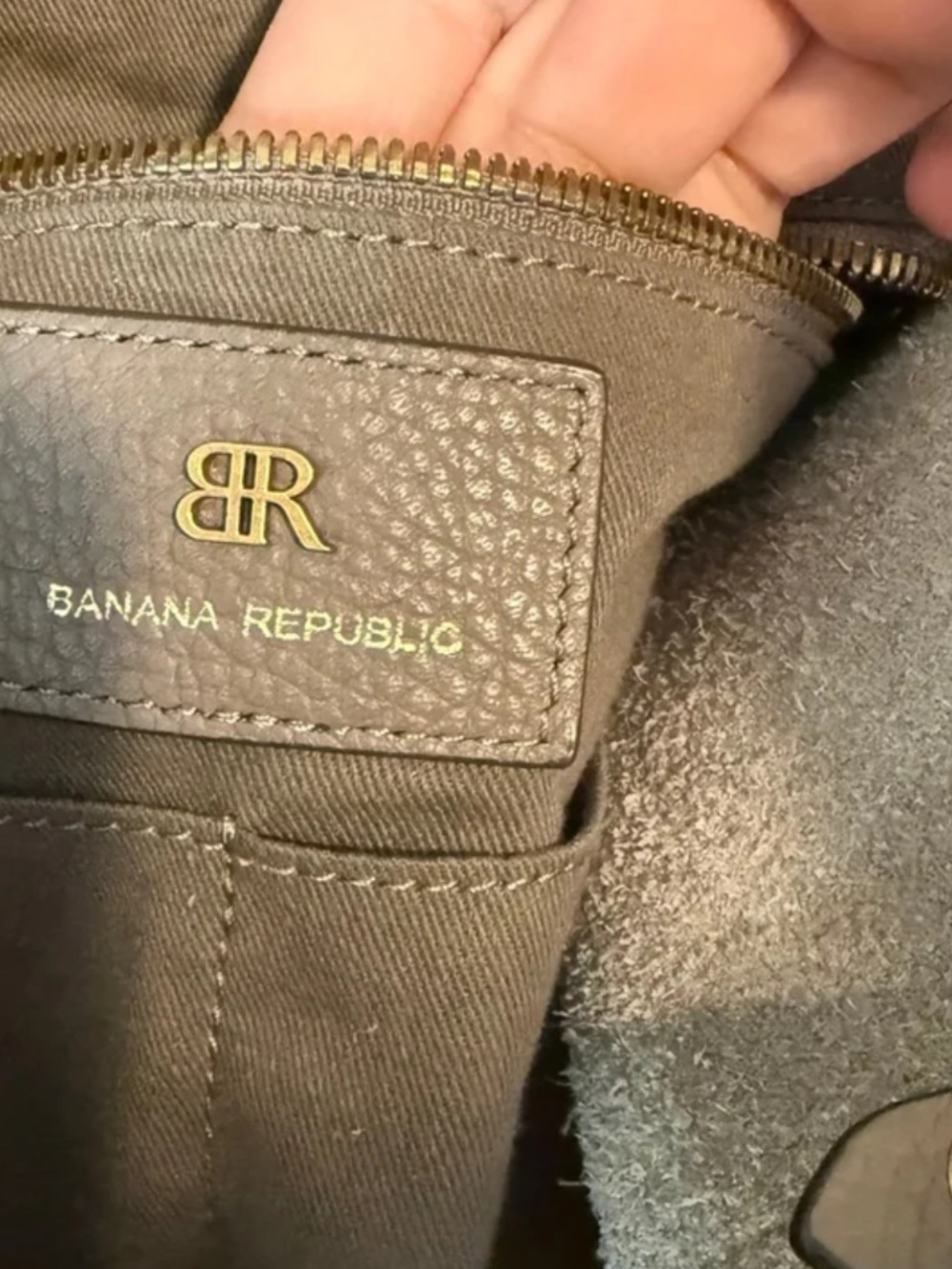 Taupe banana republic leather tote - Picture 4 of 8